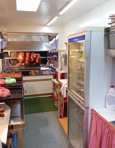 Catering - prase na rožni
