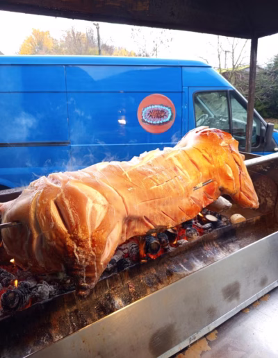 Catering - prase na rožni
