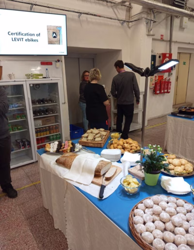 Catering - prase na rožni