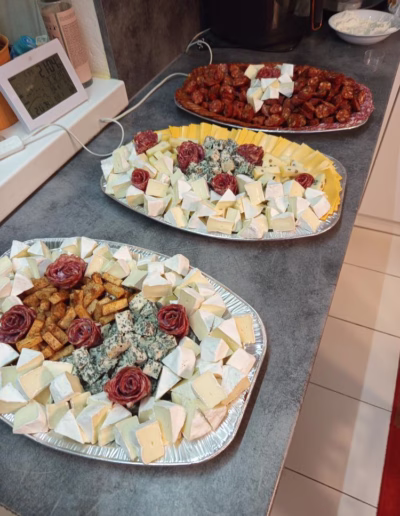 Catering - prase na rožni